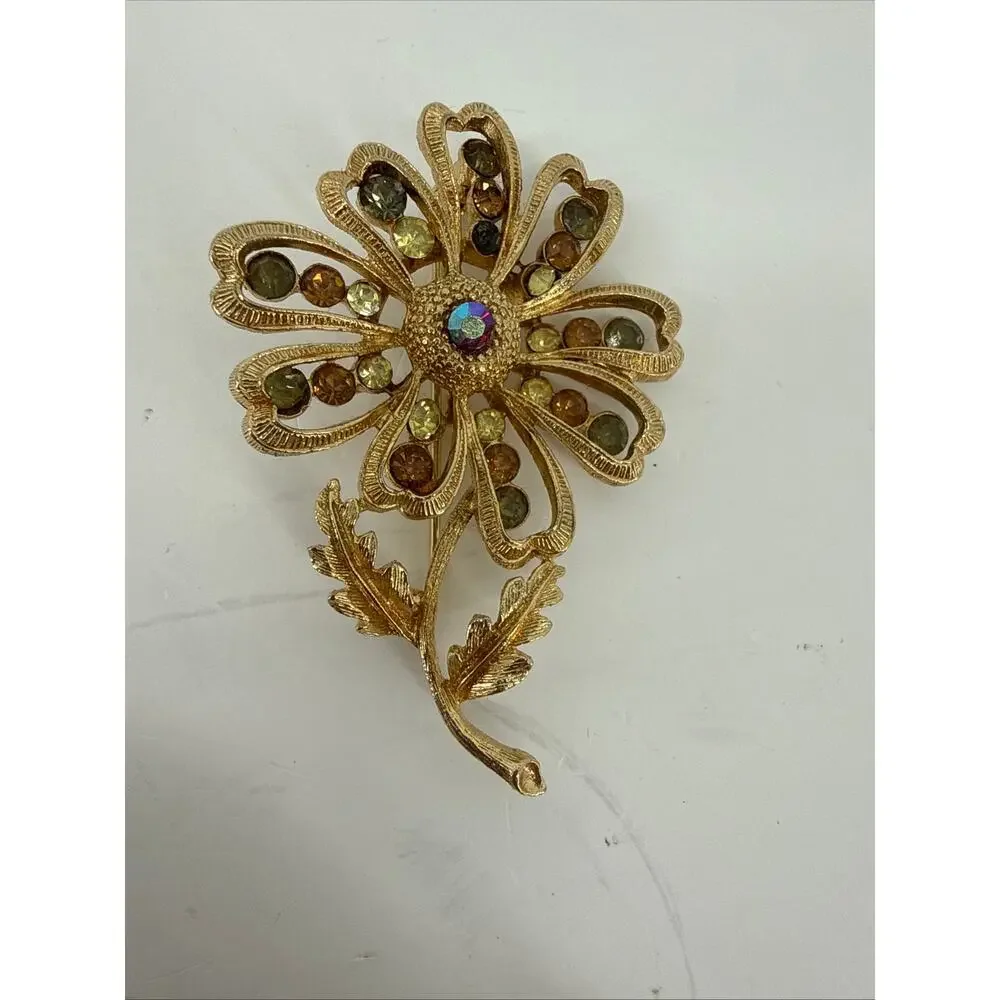 Vintage Brooch Lot 10 Rhinestone Floral Cameo Butterfly Gold Costume Jewelry
